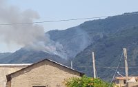 SCILLA, vasto incendio nel Vallone Condoleo